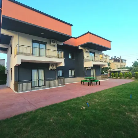 Apartament 55m2 Same House Garden *